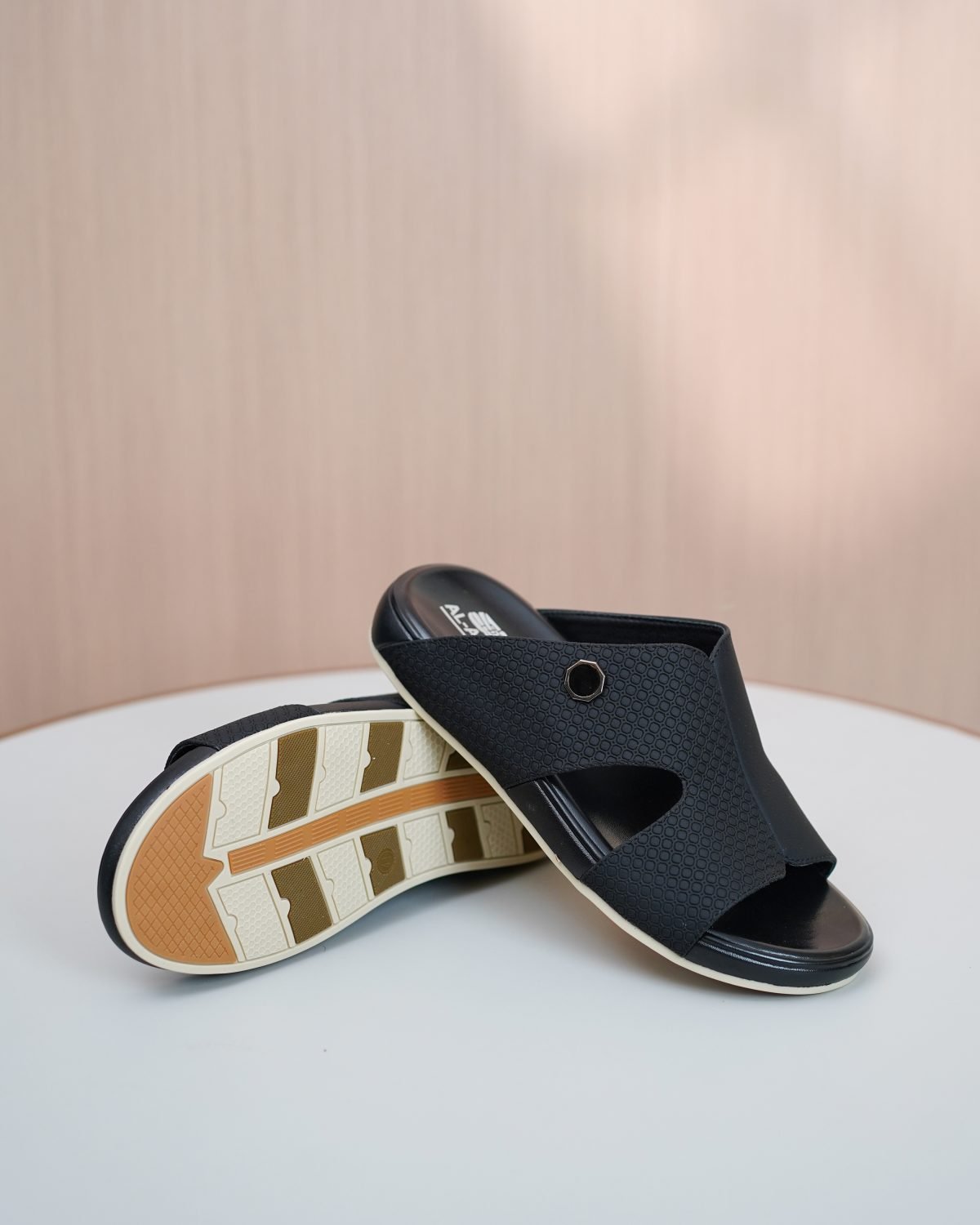AM 04 - Arabic Slippers for Men