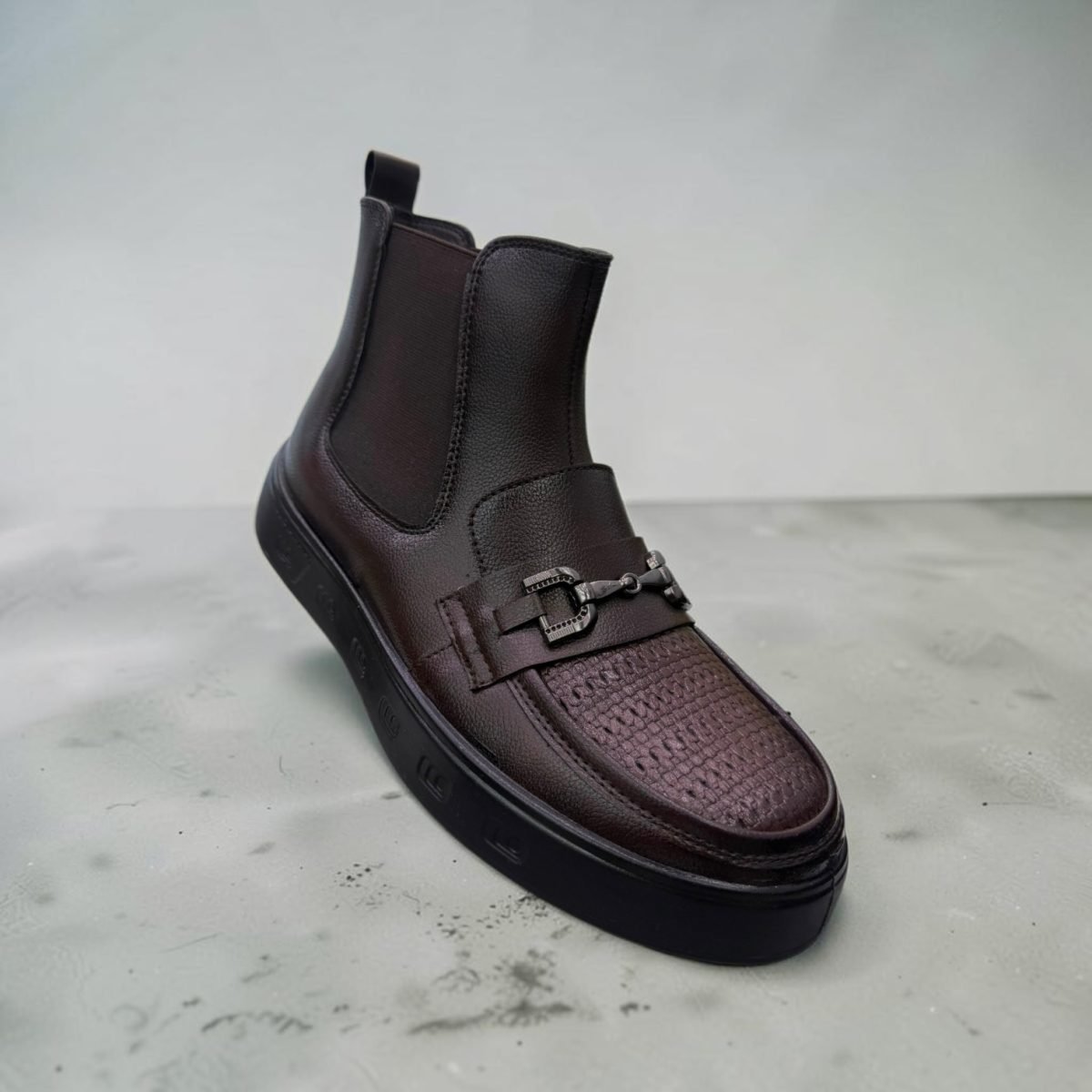 BF 79 in Brown