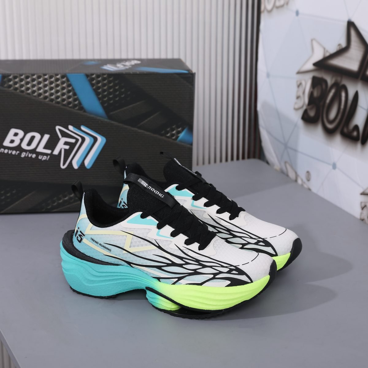 Fast 141 in Sky Blue Neon Green