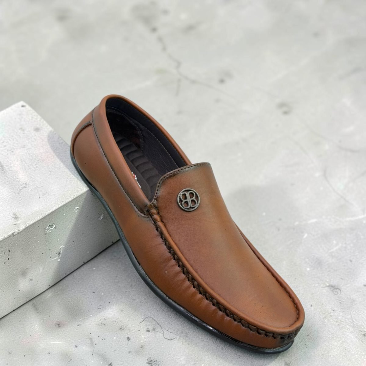 FKS 25 in Tan