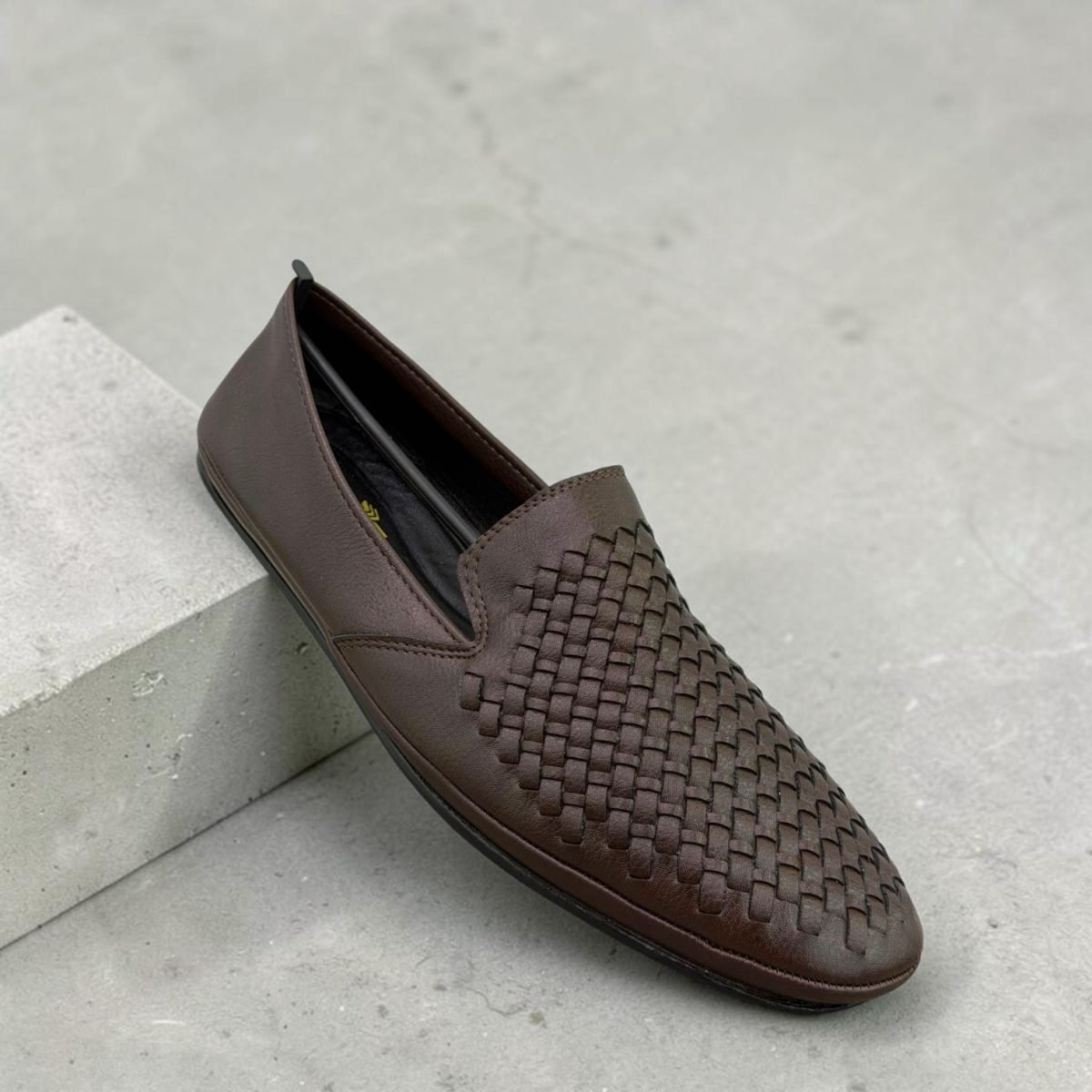 FL 10 in Brown
