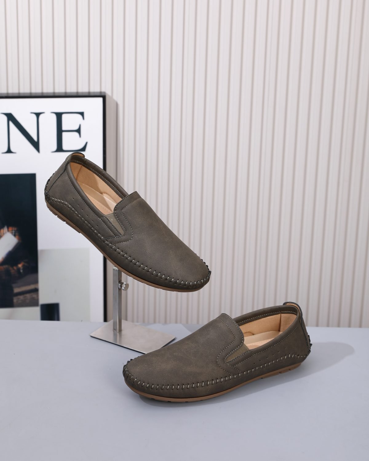 Leo 12 in Dark Green