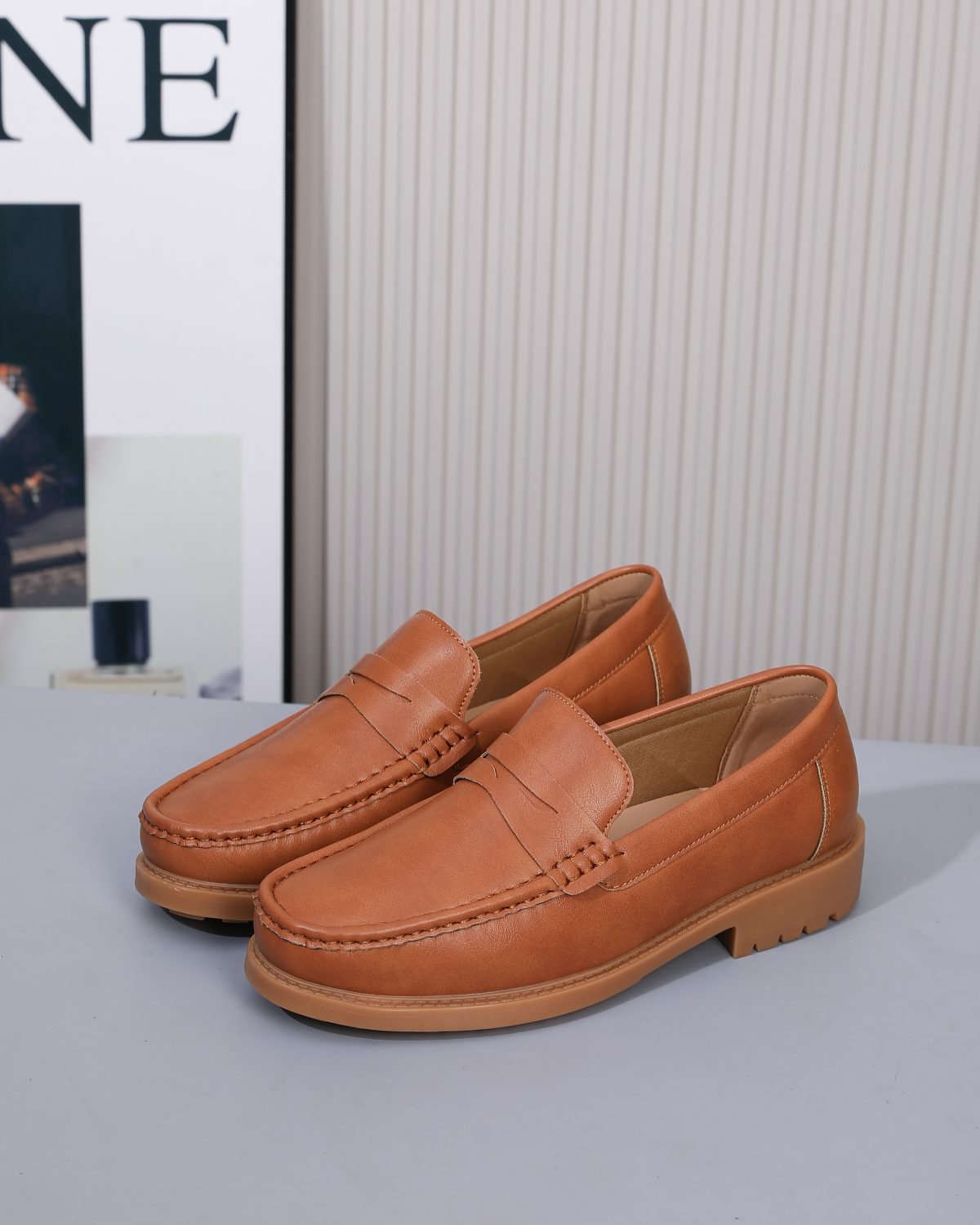 Leo 13 in Tan