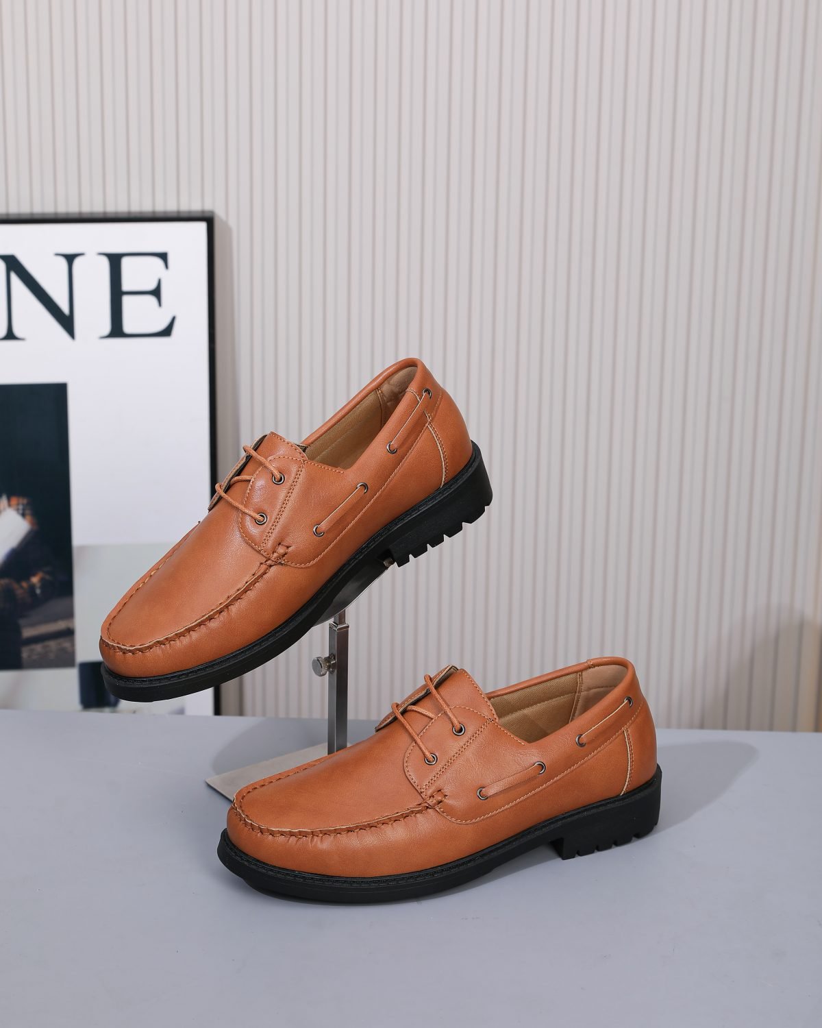 Leo 15 in Tan