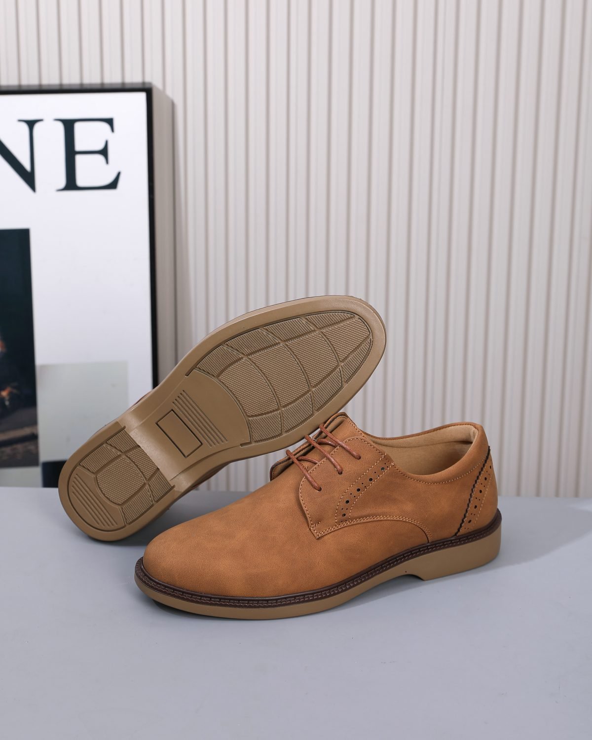 Leo 16 in Tan