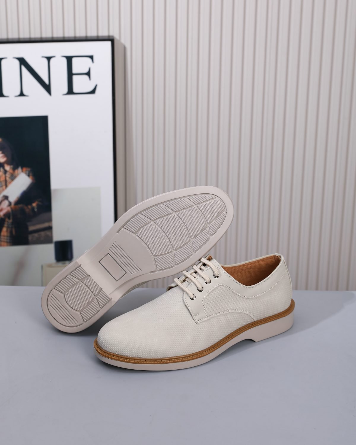 Leo 17 in Cream