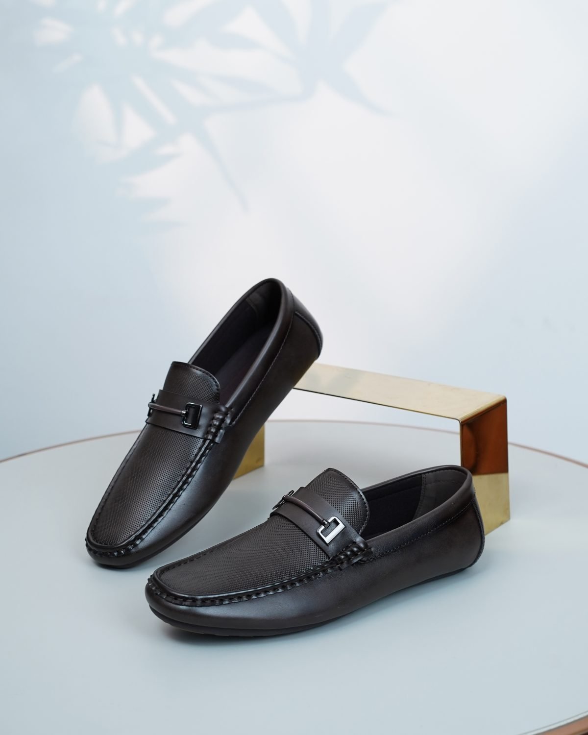 Leo 25 in Brown