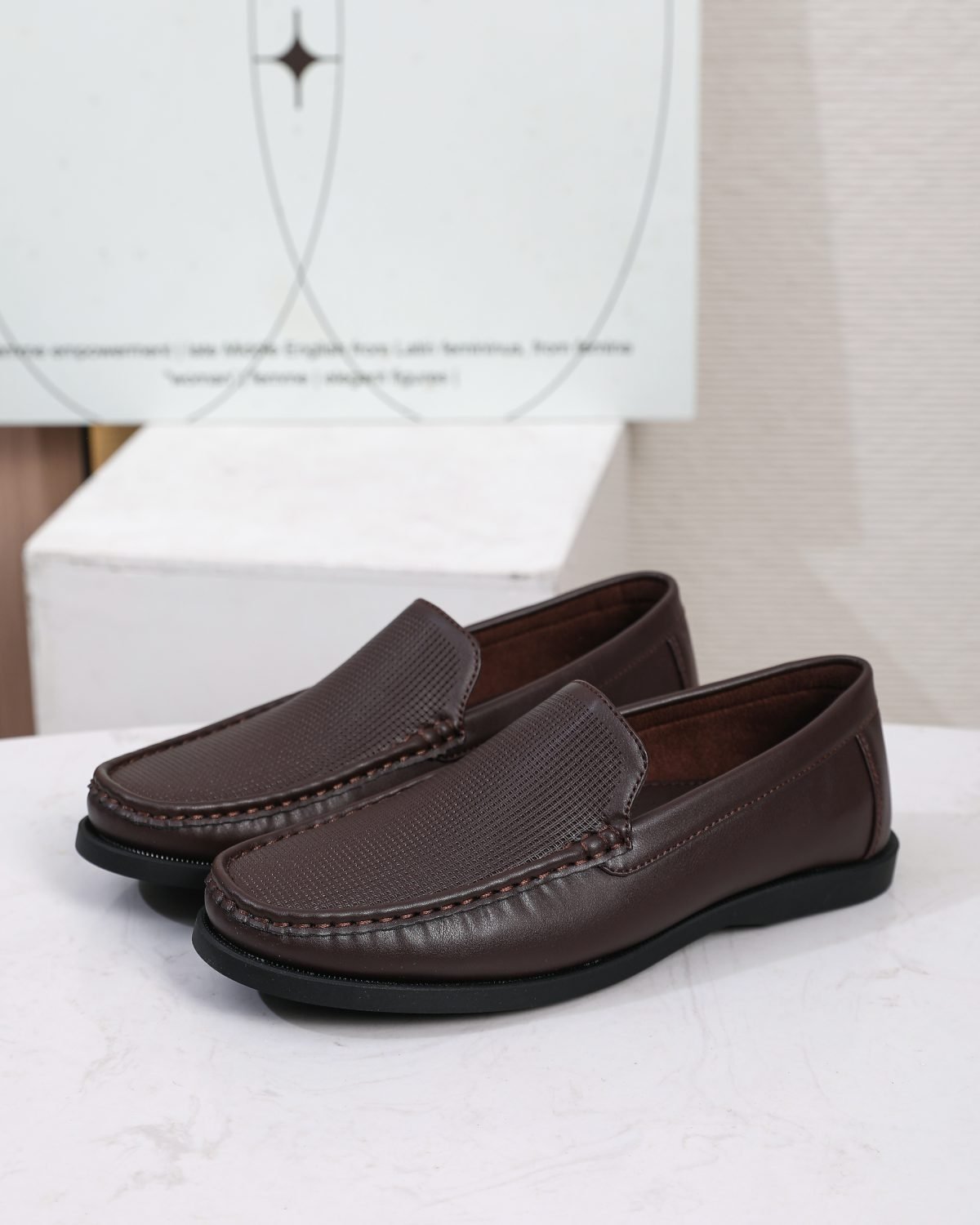 Leo 40 in Brown