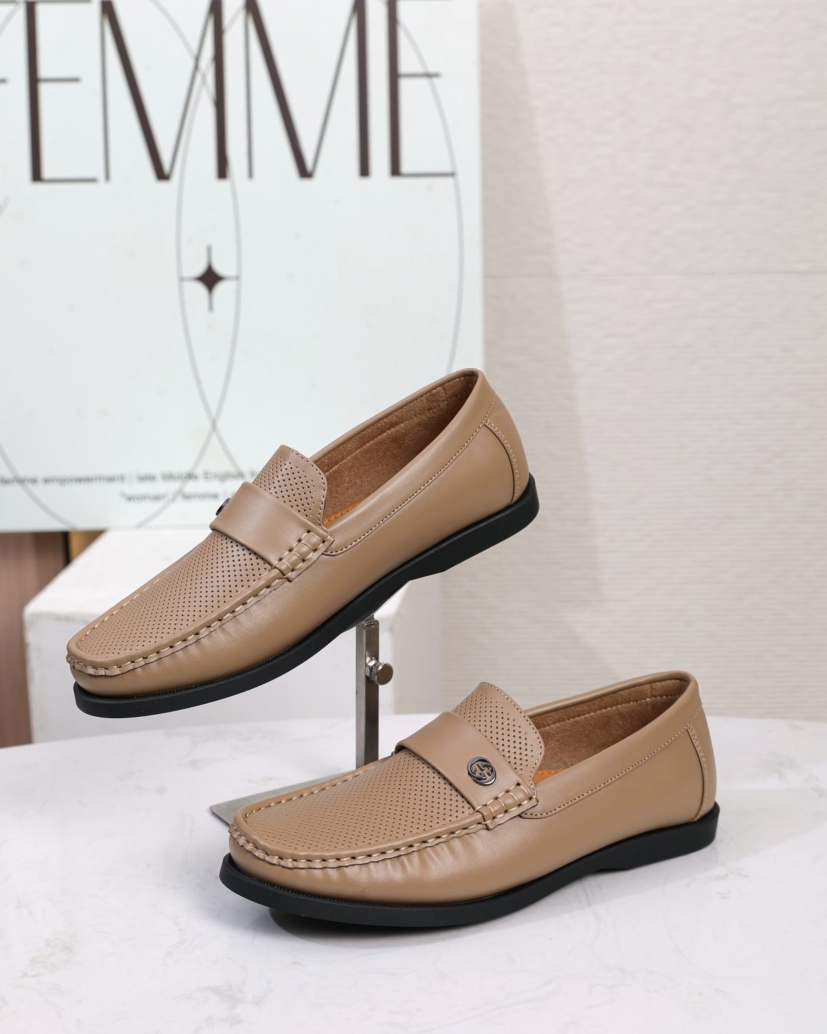 Leo 41 - Formal for Men