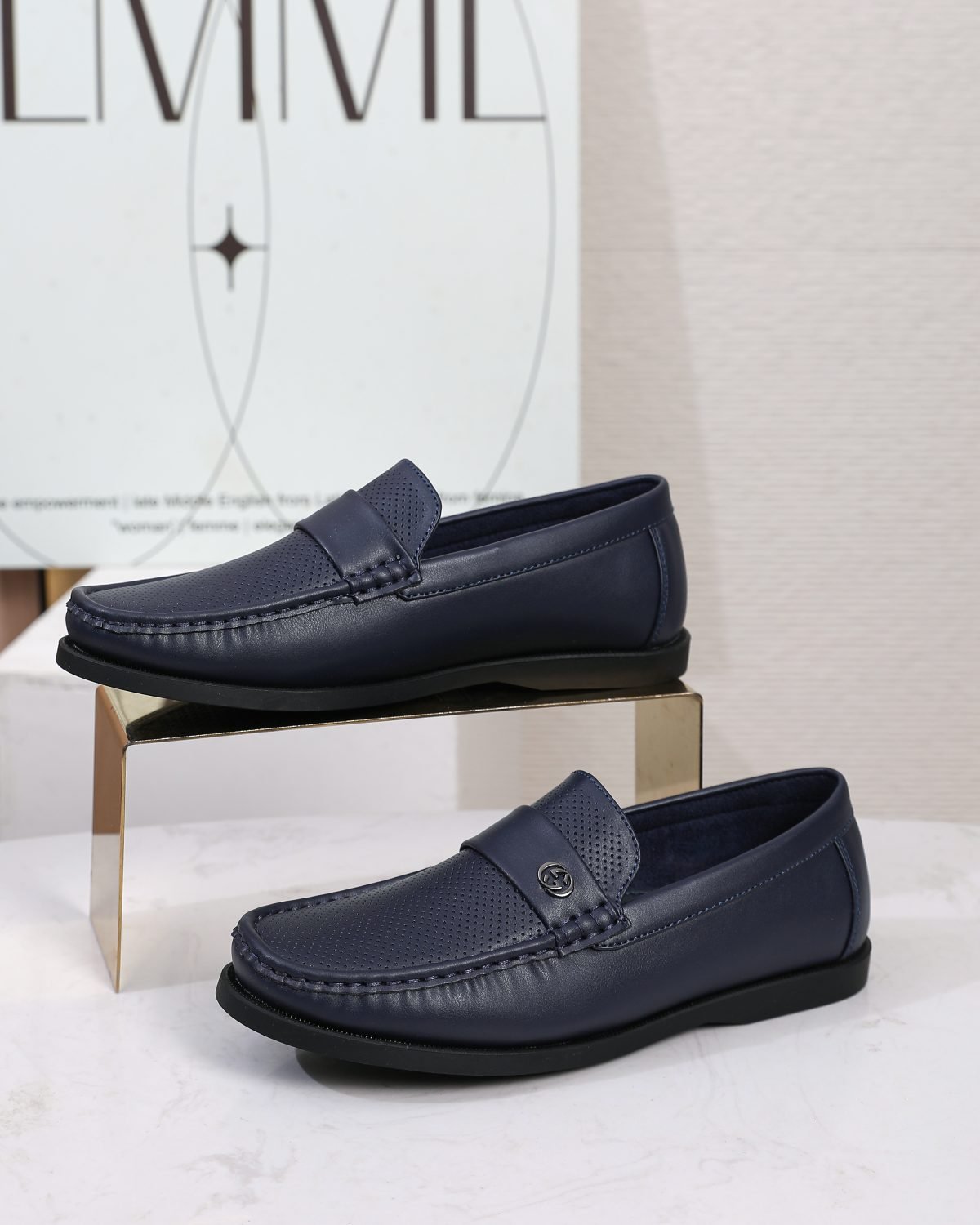 Leo 41 in Blue
