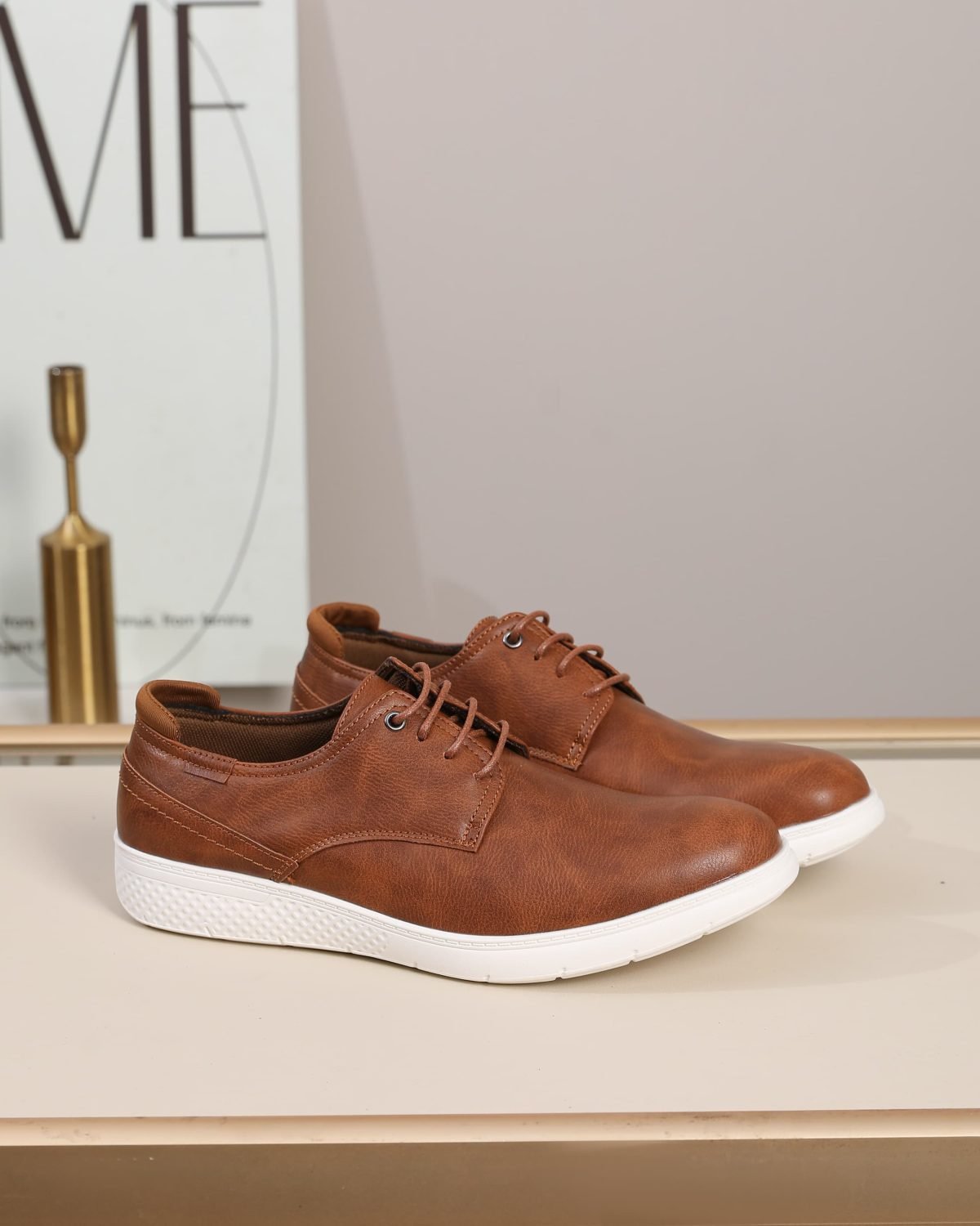 Leo 50 in Tan