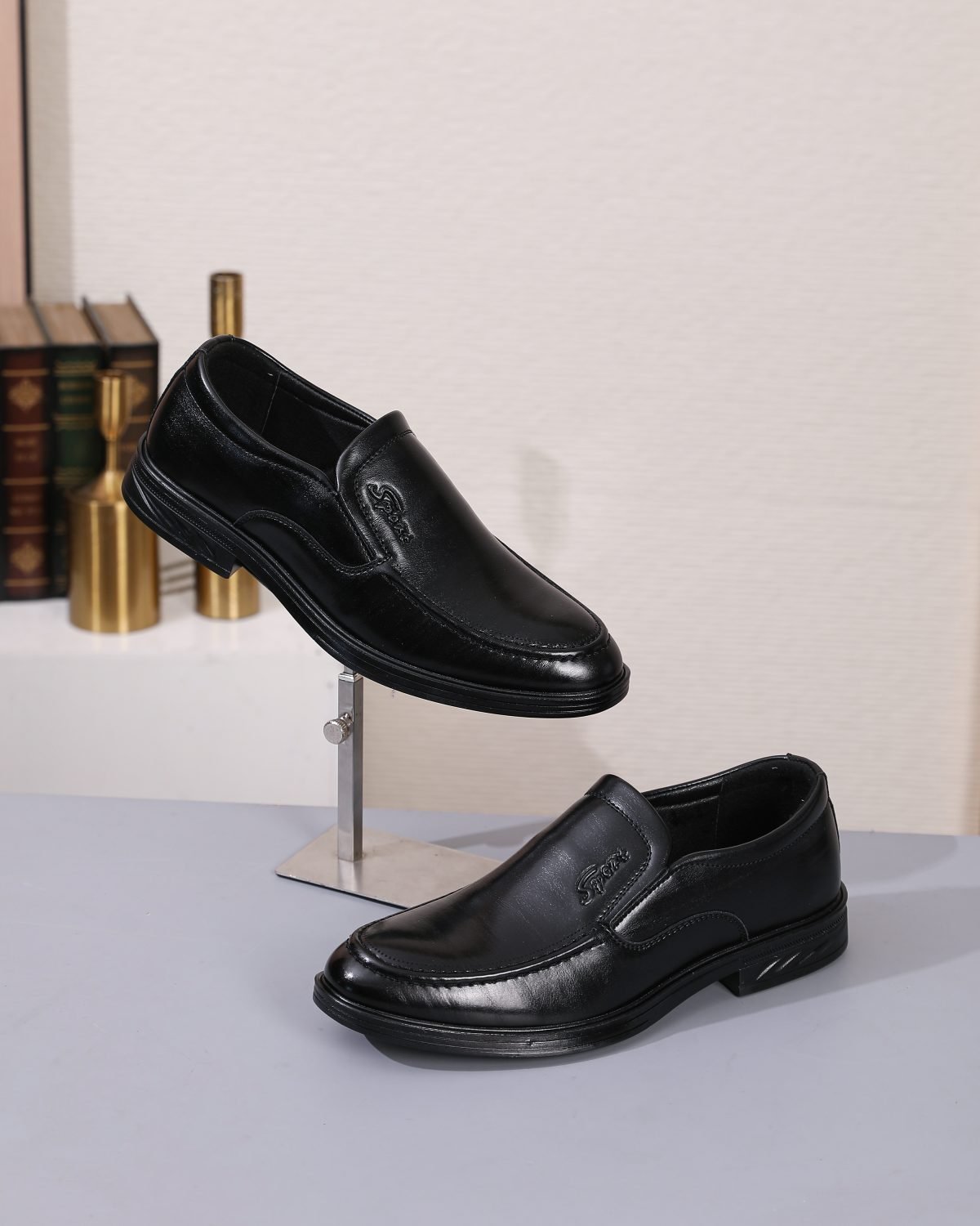 Leo 60 - Formal for Men